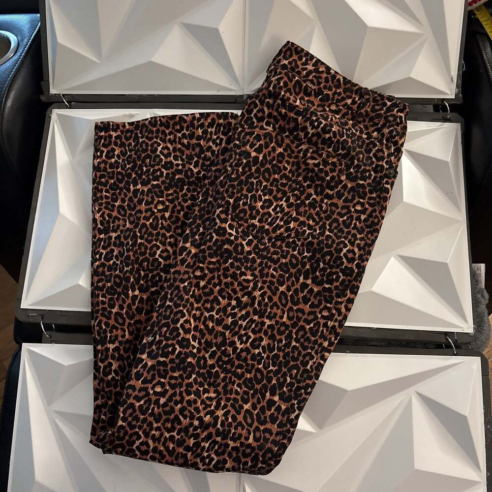 Eric Casual Leopard Print Pants with Pockets